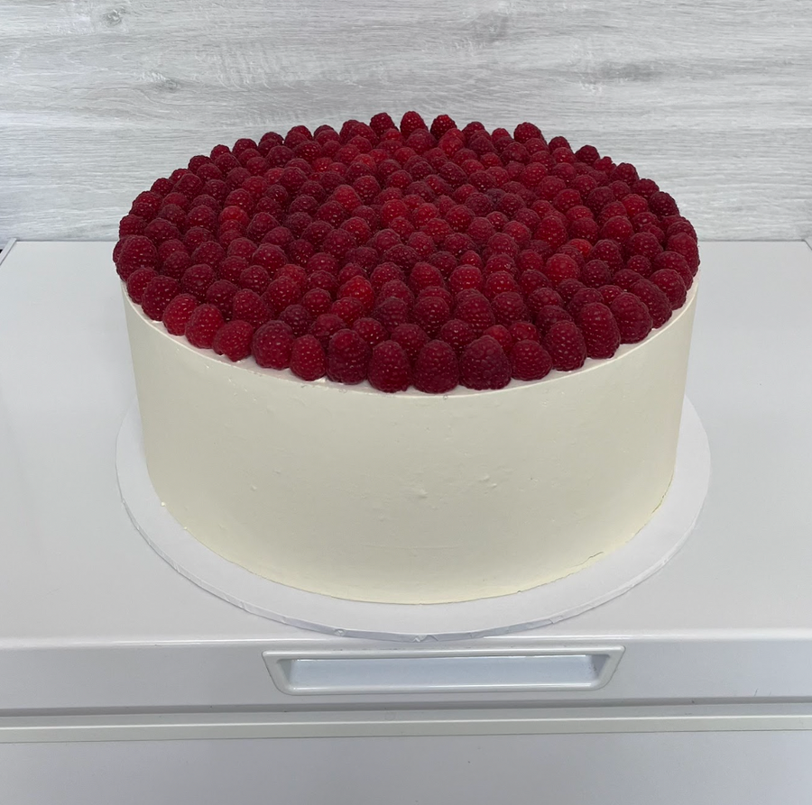 Single Tier Raspberry Cake