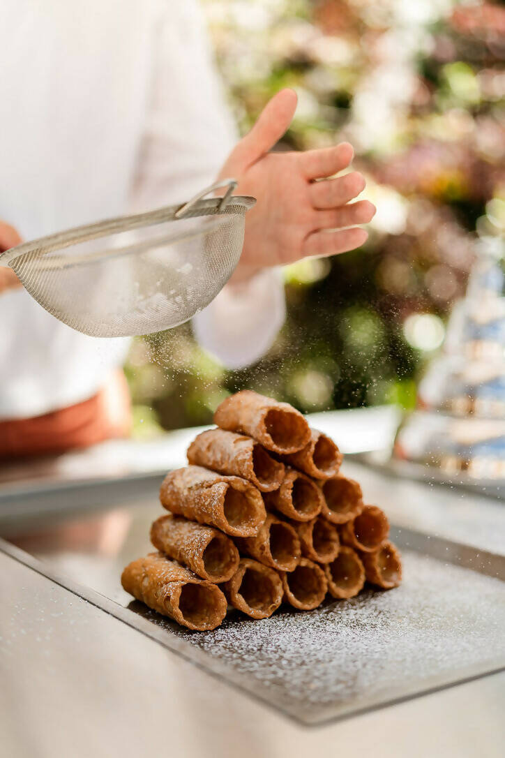 Bespoke Dessert Package - Live Cannoli Piping Station