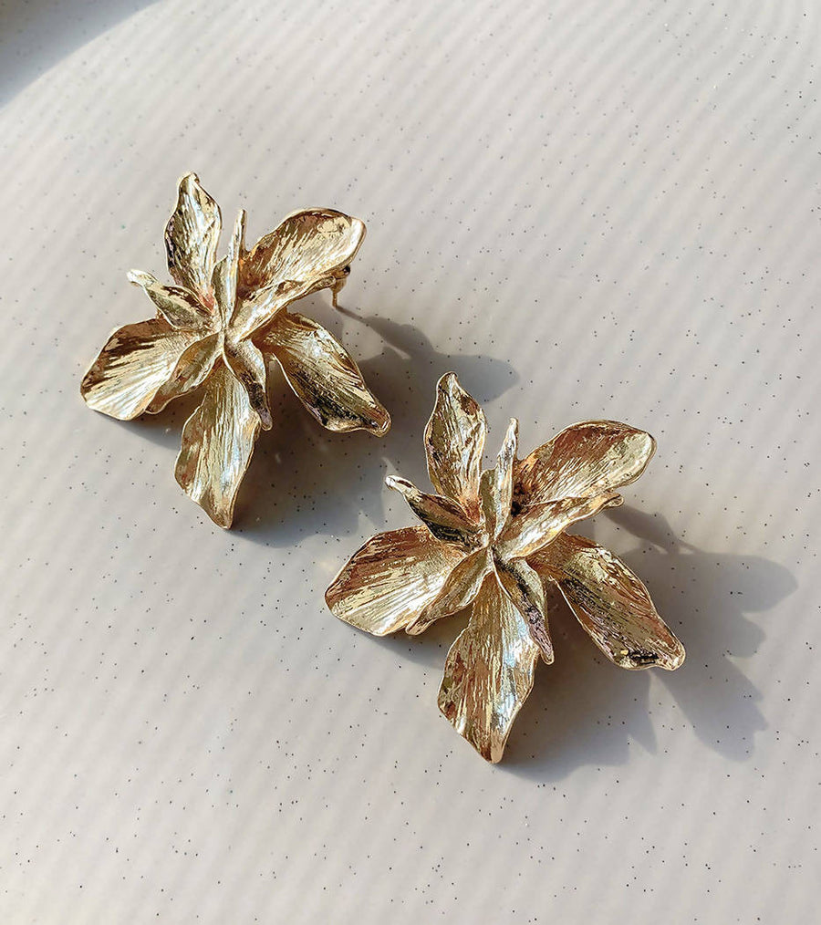 ISLA – Statement Flower Earrings