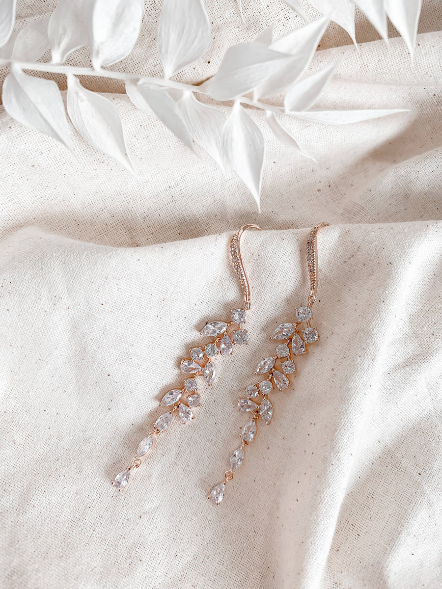 ROSÉ – Rose Gold Crystal Drop Earrings