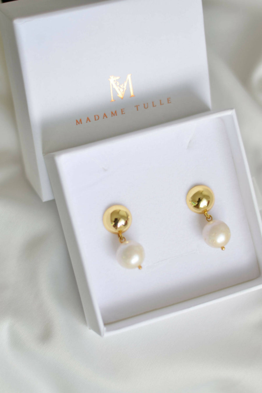 GOLDIE | Pearl Earrings