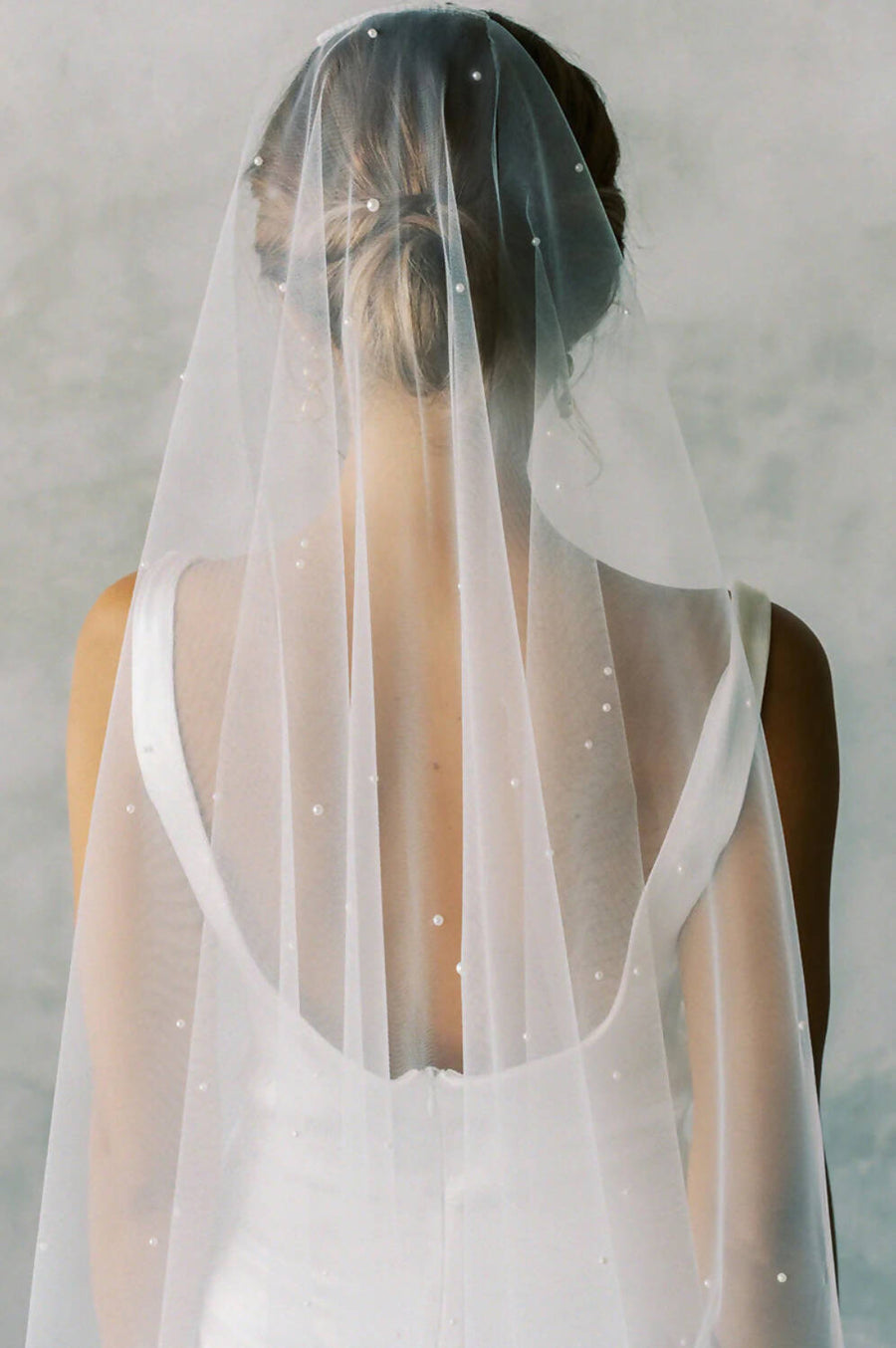 AVA I | One Tier Veil with Pearls