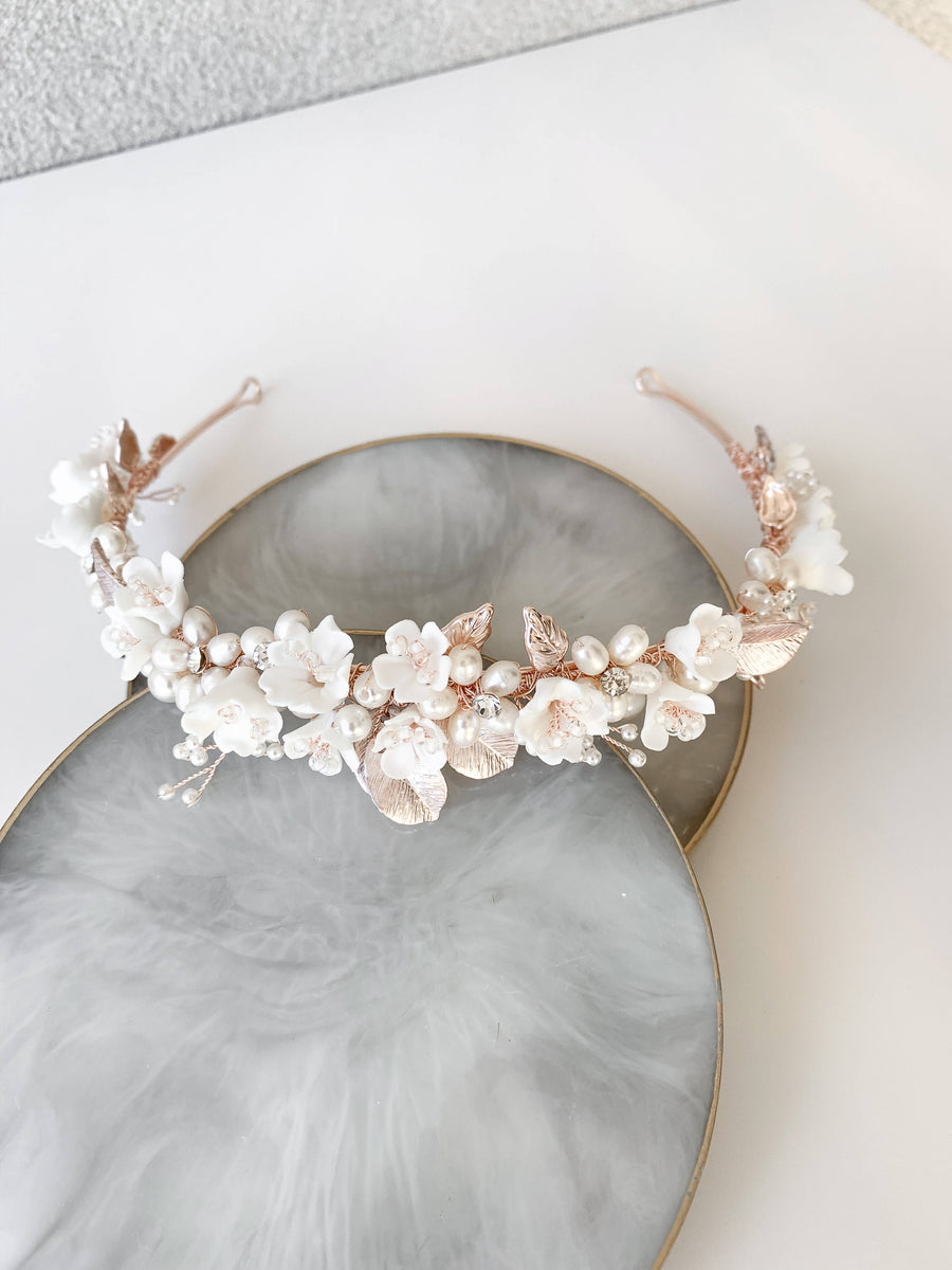 DOROTHY – Rose Gold Clay Flower Headband