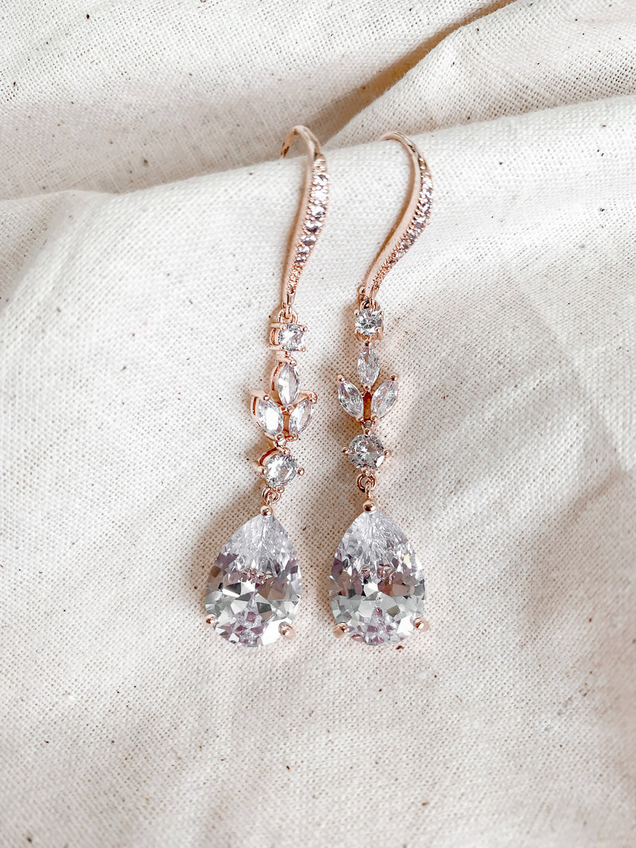 AMELIA – Teardrop Crystal Earrings