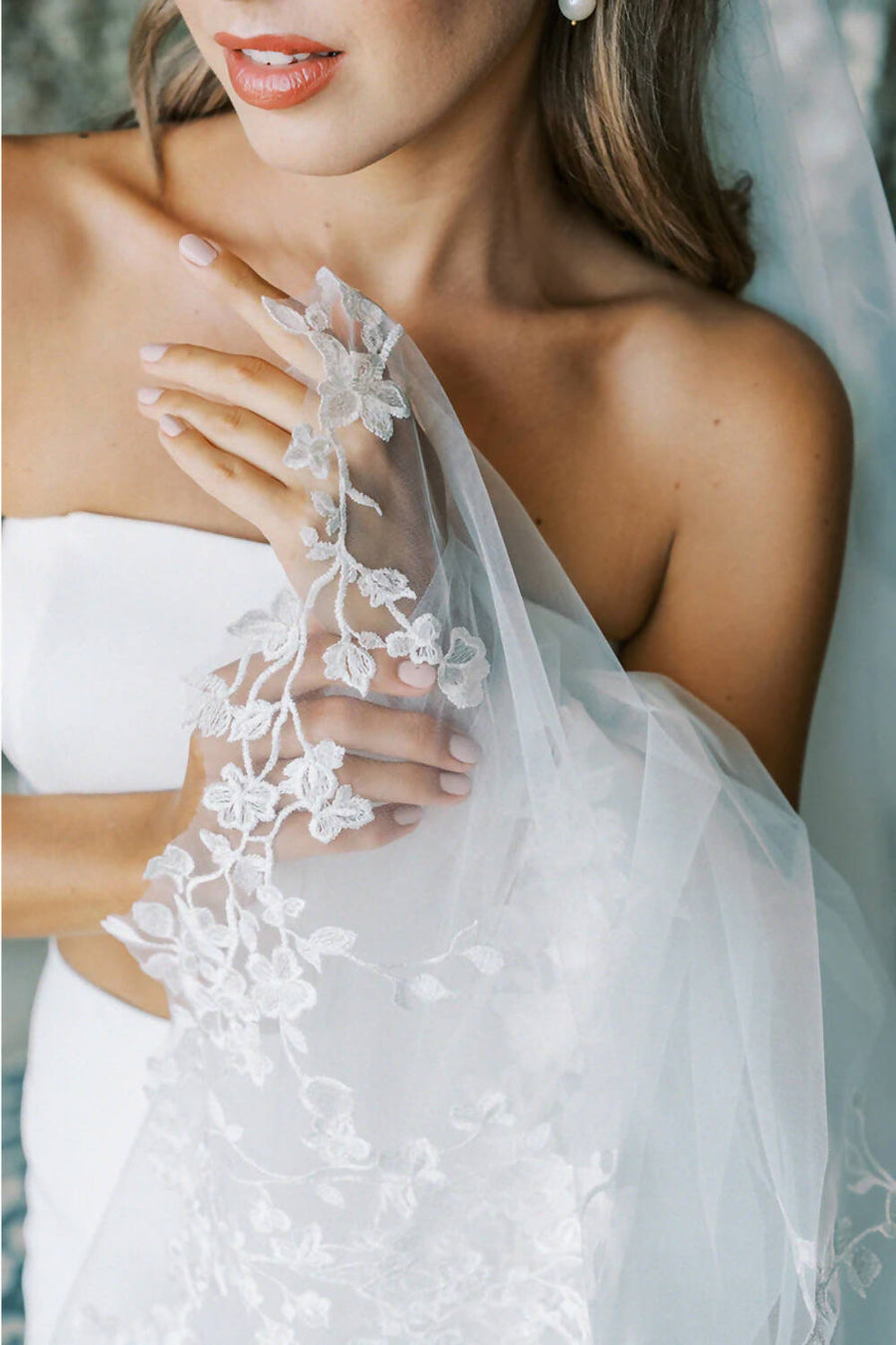 LILLIAN | Lace Wedding Veil with Blusher