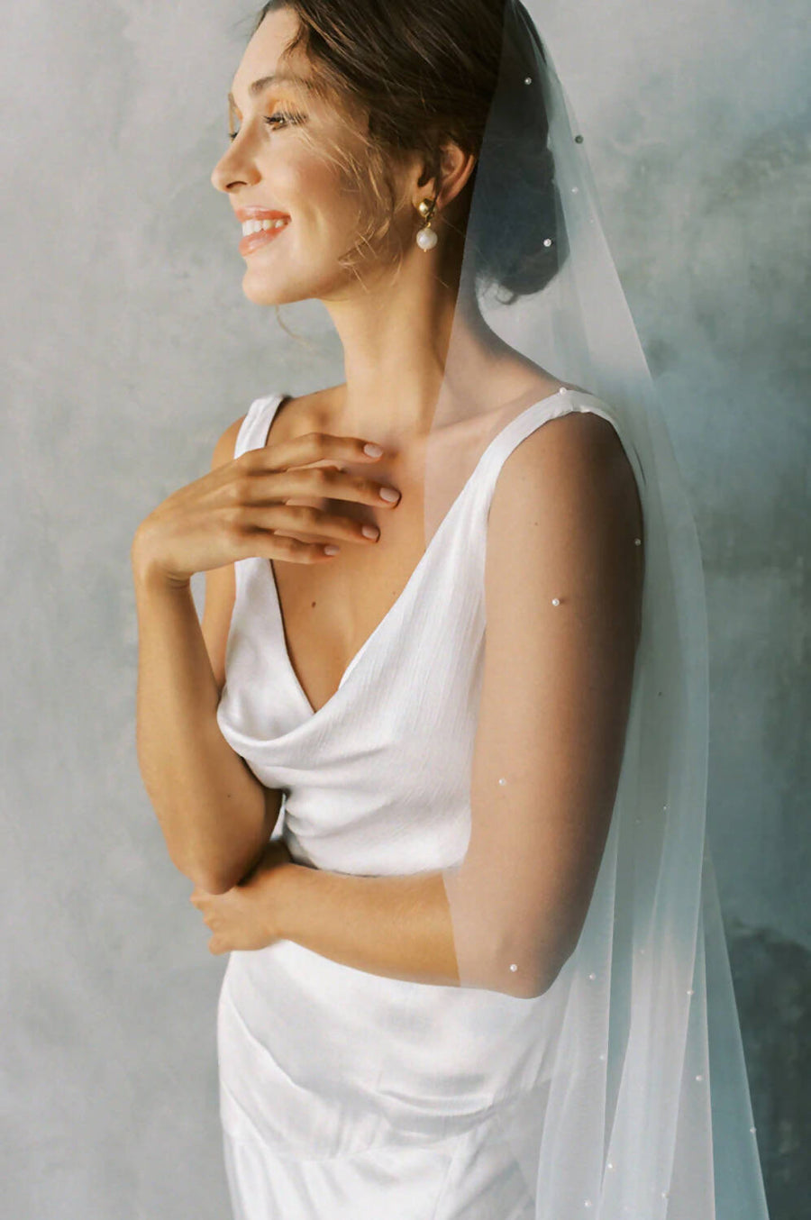 AVA I | One Tier Veil with Pearls