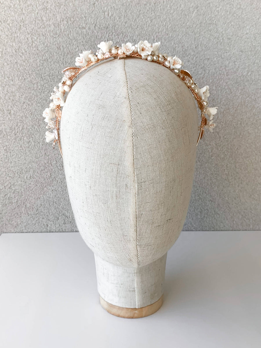 DOROTHY – Rose Gold Clay Flower Headband